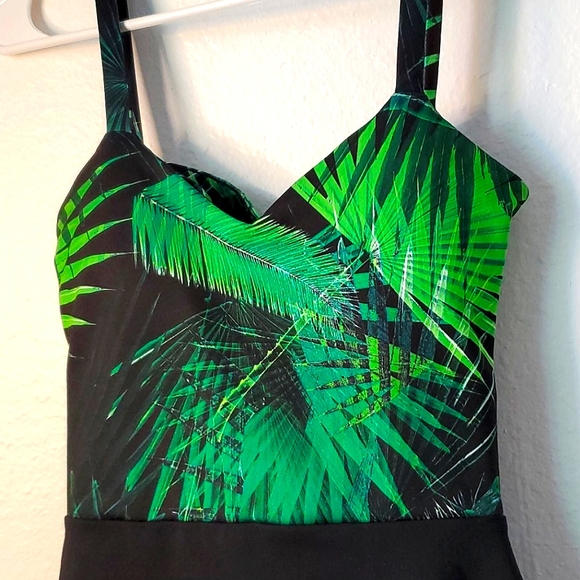 Fabletics Tropical Bandage Dress - Picture 3 of 9